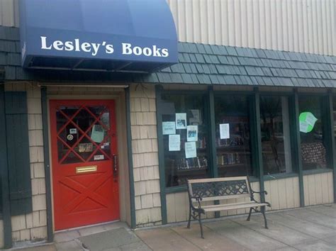 Lesley's Books & News